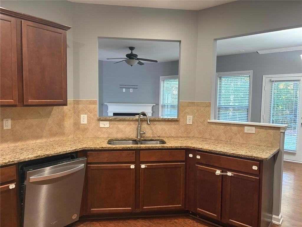 1575 Faircrest Lane Property Photo 11