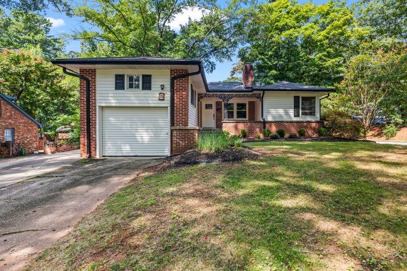 25 Lakeshore Drive Property Photo 1