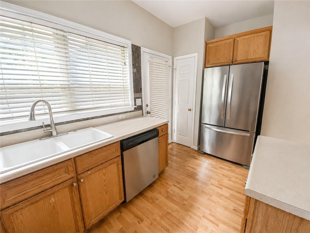 1560 Anna Ruby Lane Property Photo 3