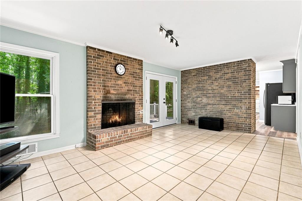 1050 Skyline Drive Property Photo 24