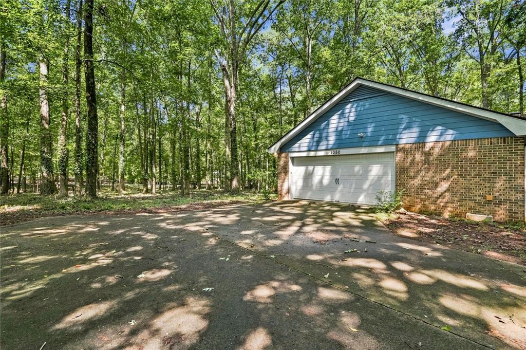 1050 Skyline Drive Property Photo 30