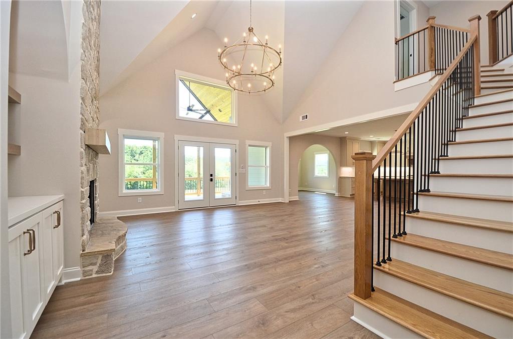 810 North Hampton Way Property Photo 9