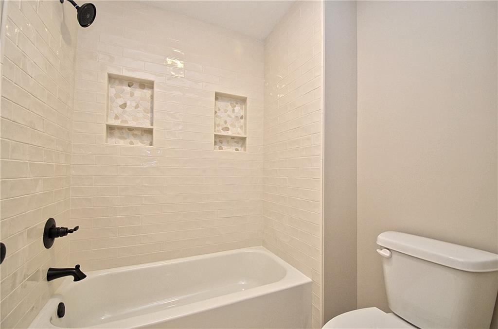 810 North Hampton Way Property Photo 41