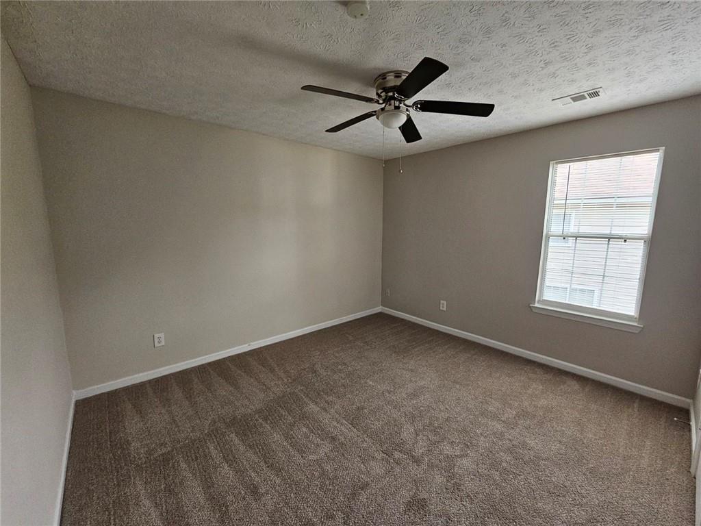 4493 Bridle Ridge Way Property Photo 9