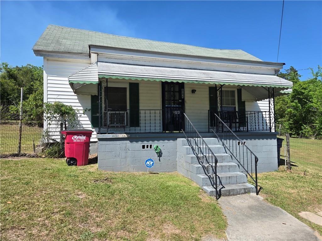 884 Cowan Property Photo 1
