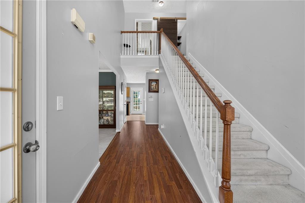 362 Summit View Drive Property Photo 4