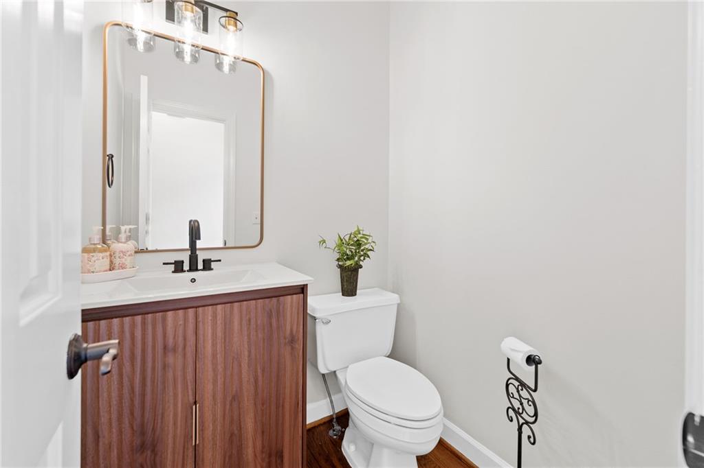 10245 Groomsbridge Road Property Photo 19