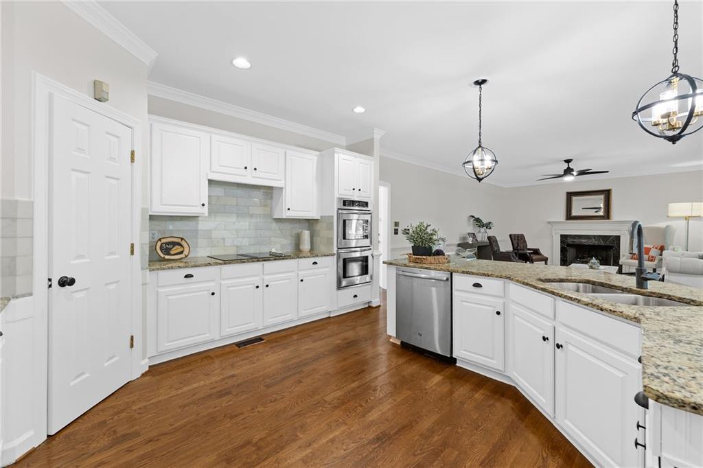 10245 Groomsbridge Road Property Photo 25