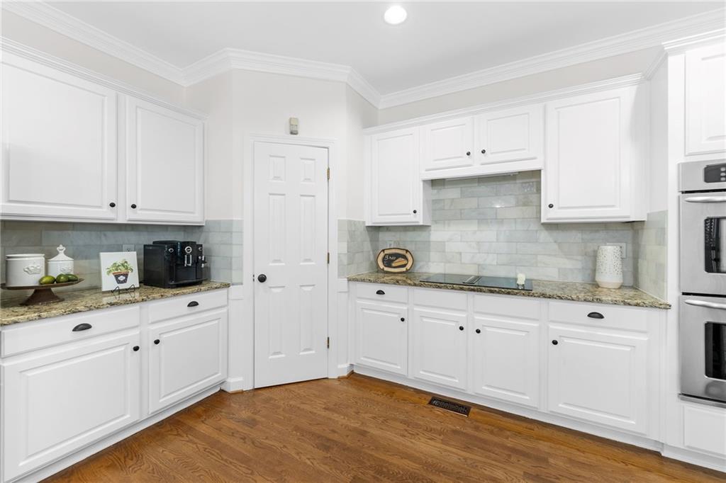 10245 Groomsbridge Road Property Photo 28