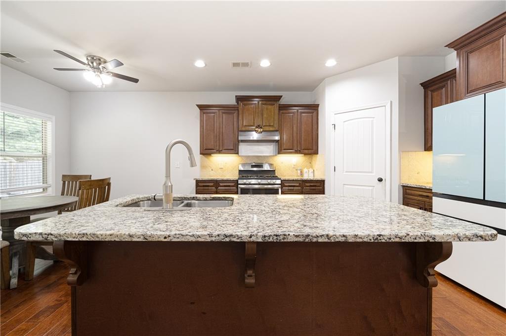 5543 Leaf Ridge Lane Property Photo 15