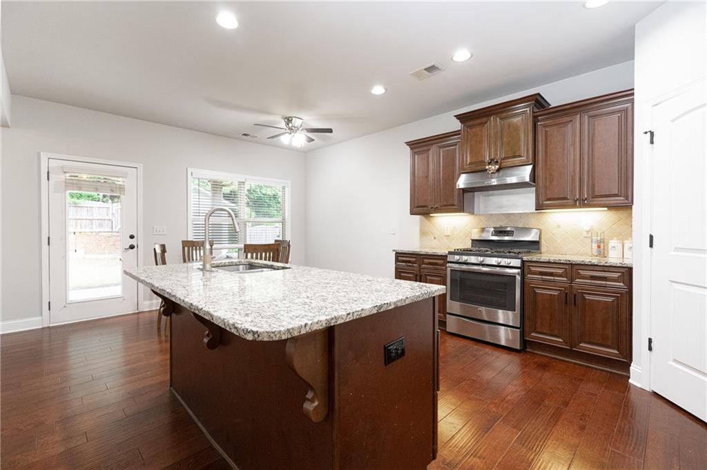 5543 Leaf Ridge Lane Property Photo 17