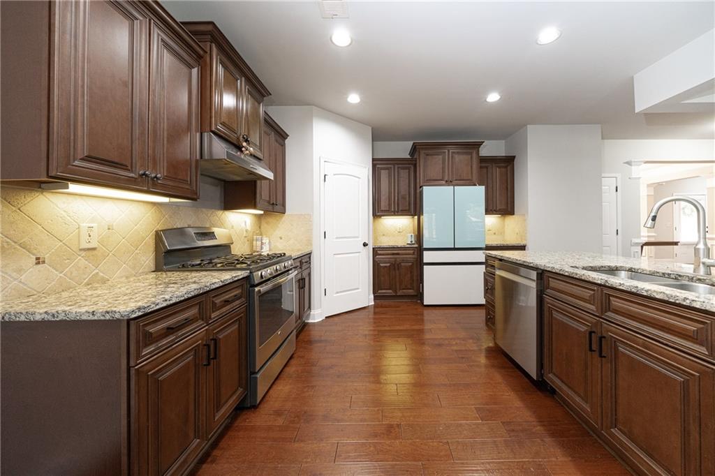 5543 Leaf Ridge Lane Property Photo 18