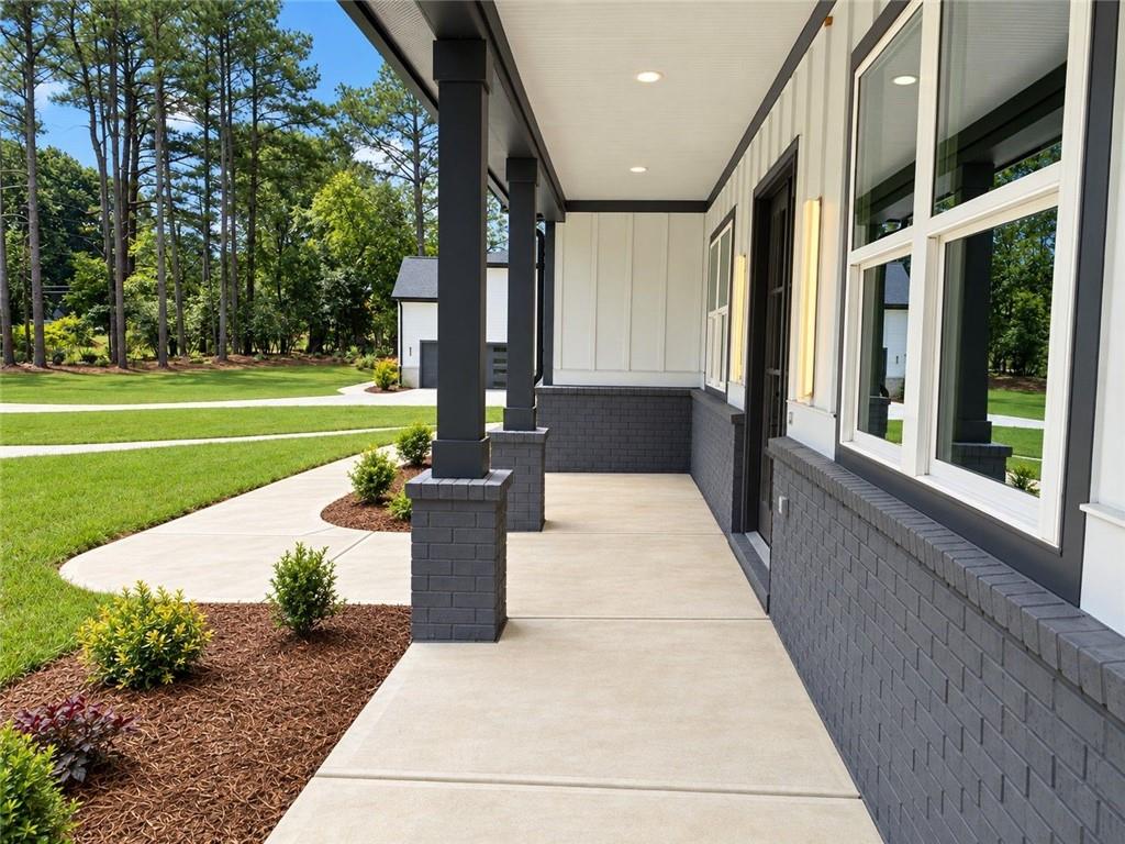 1269 Highway 138 Property Photo 4