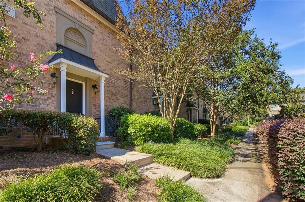 6980 Roswell Road Unit C5 Property Photo 1