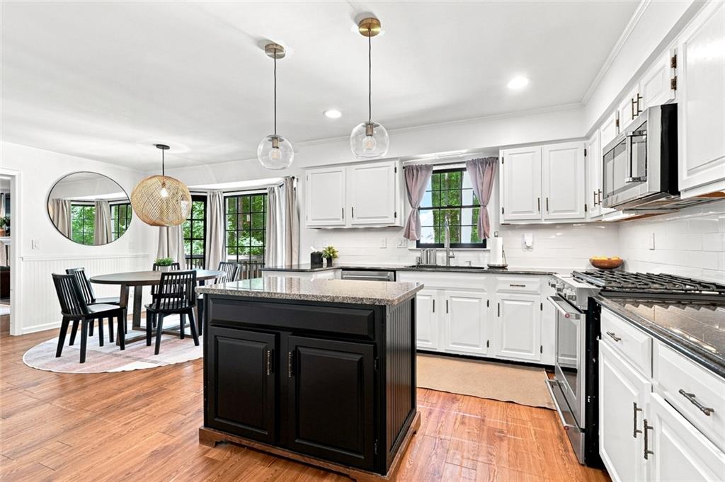7826148 Property Photo 17