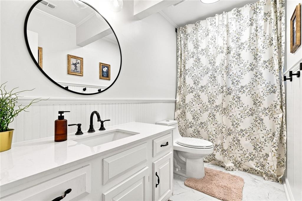 7826148 Property Photo 26