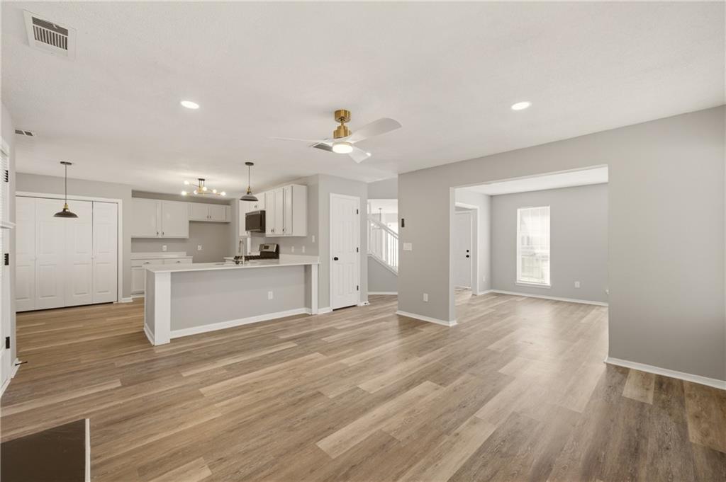 949 Redan Trace Property Photo 7