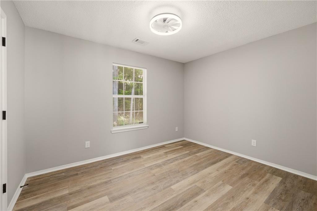 949 Redan Trace Property Photo 18