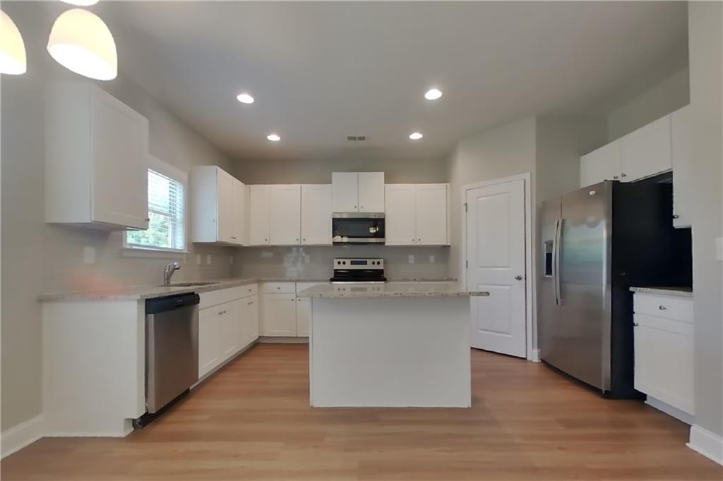 7826235 Property Photo 6