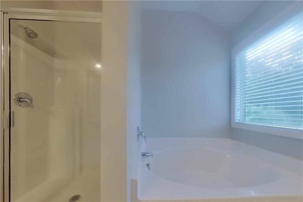 7826235 Property Photo 10