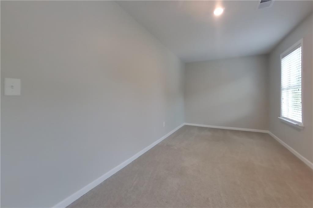 7826235 Property Photo 17