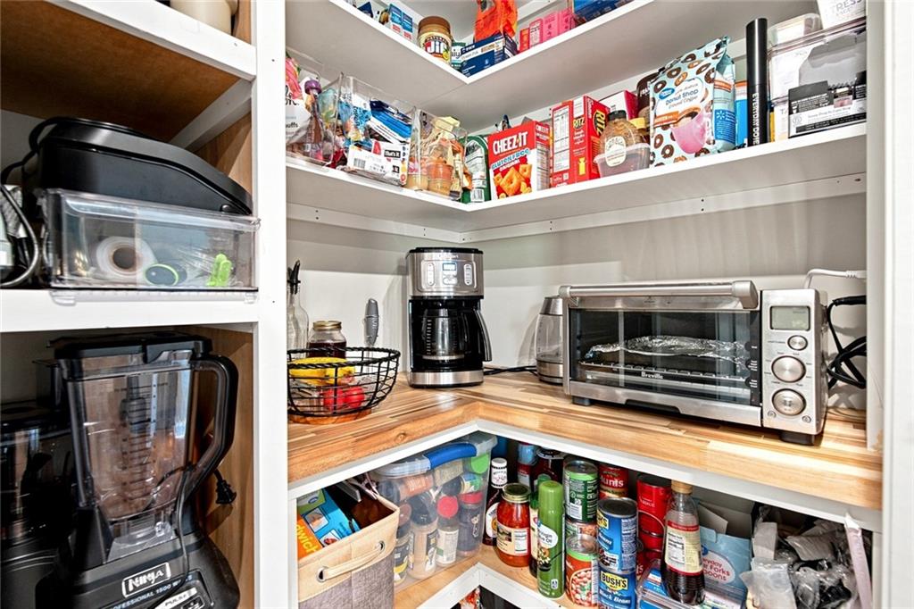 617 Edgemore Road Property Photo 18