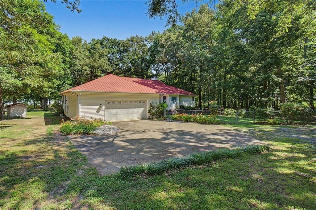 1005 County Road 544 Property Photo 3