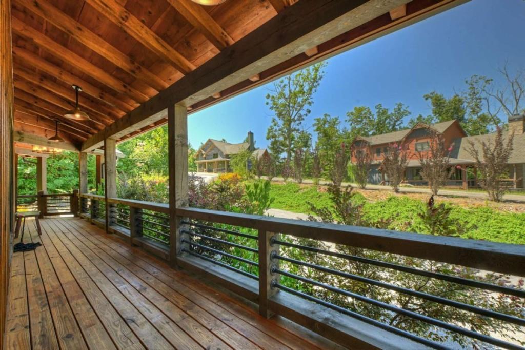 320 Amber Ridge Property Photo 17