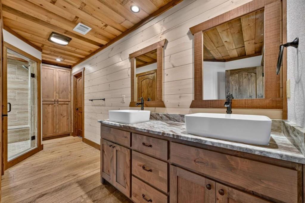 320 Amber Ridge Property Photo 34