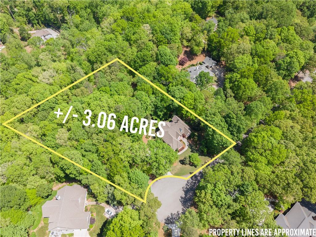 3560 Greystone Road Property Photo 8