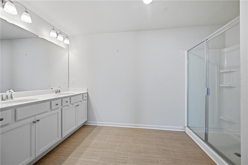4724 Fullerton Drive Property Photo 14