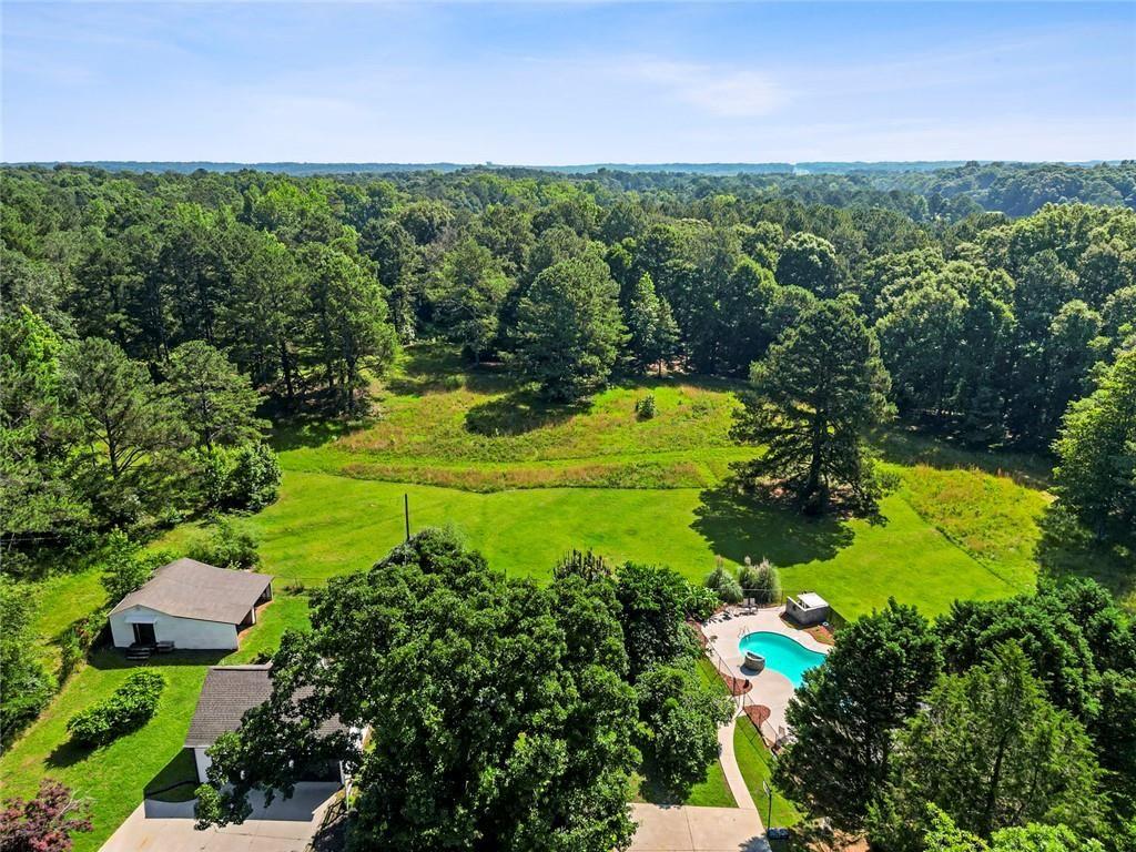 813 Sandy Creek Road Property Photo 3