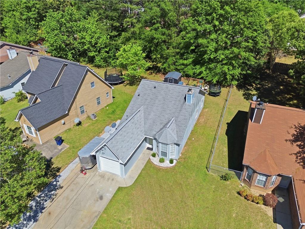 8048 Fieldstream Way Property Photo 1