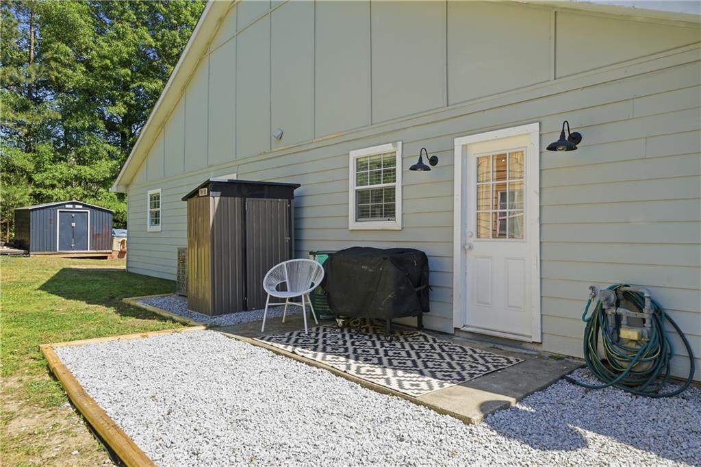 8048 Fieldstream Way Property Photo 28