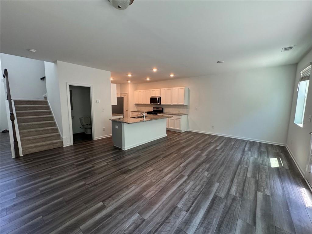3326 Colbury Street Property Photo 10