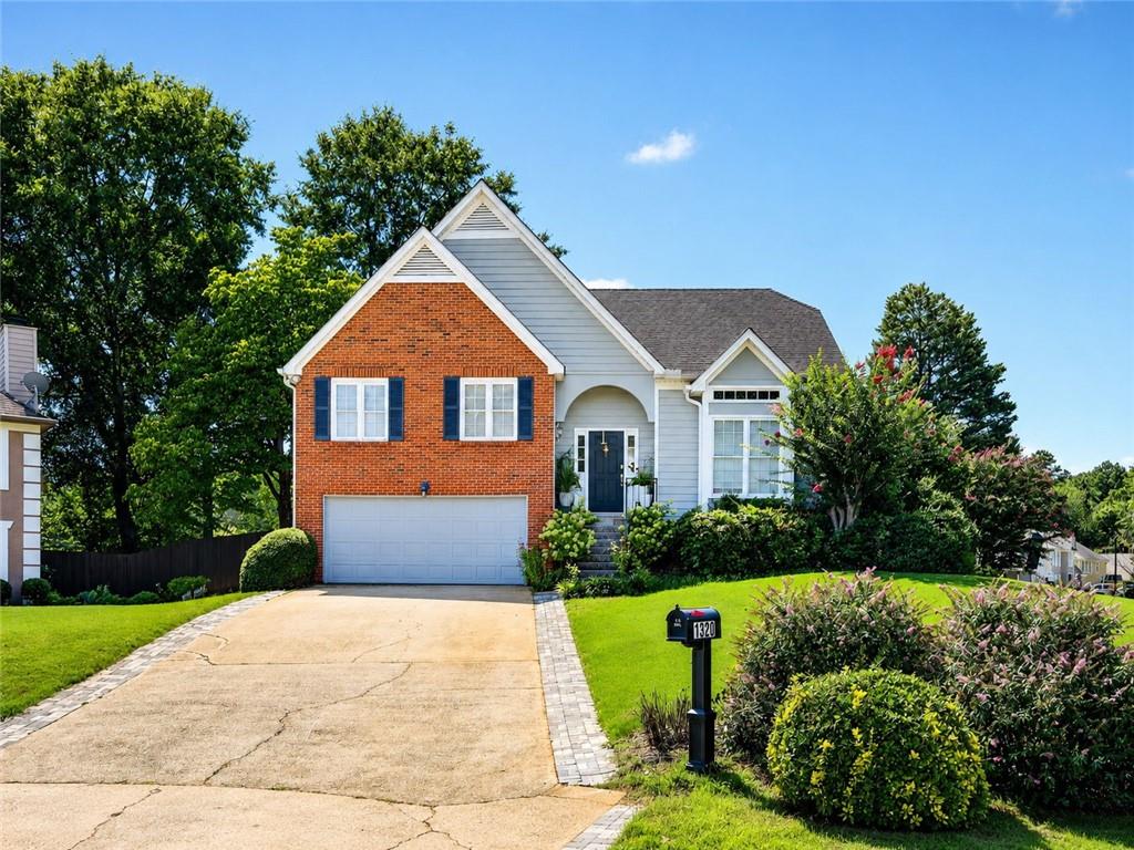 1320 Camden Place Property Photo 1