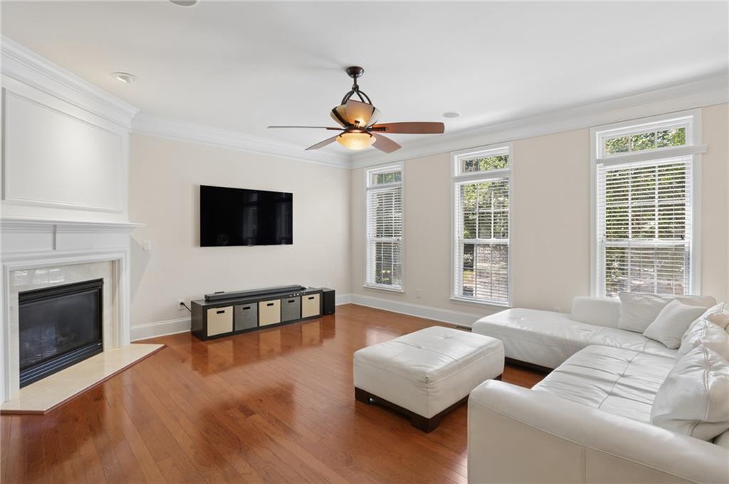 7826492 Property Photo 3