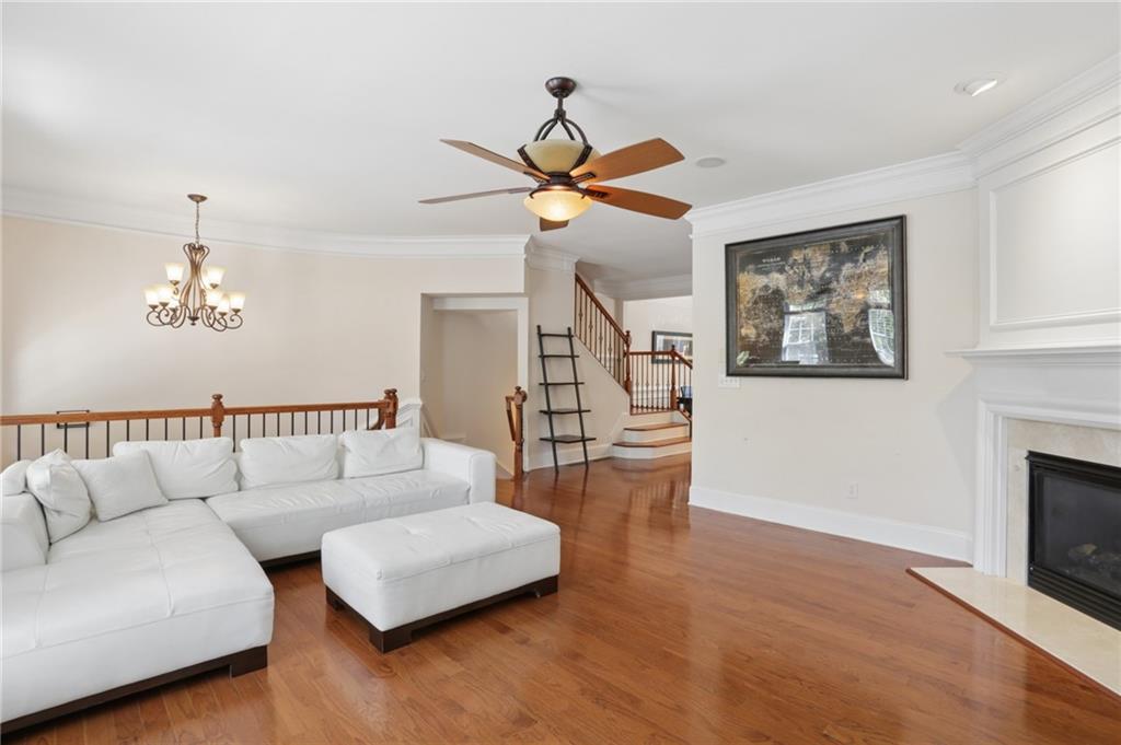 7826492 Property Photo 4