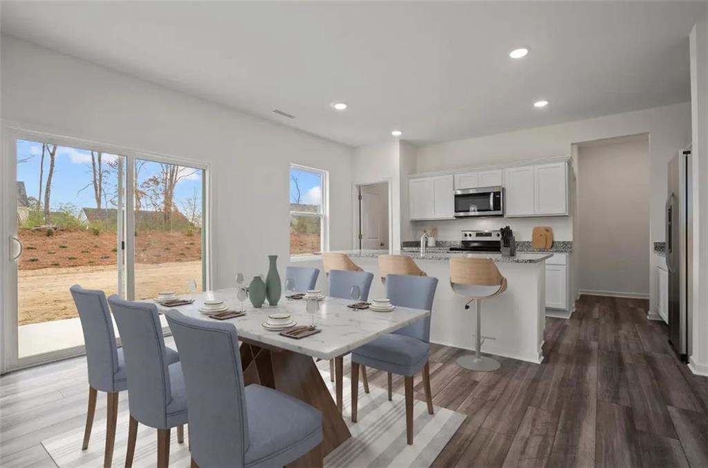 432 Otway Loop Property Photo 4