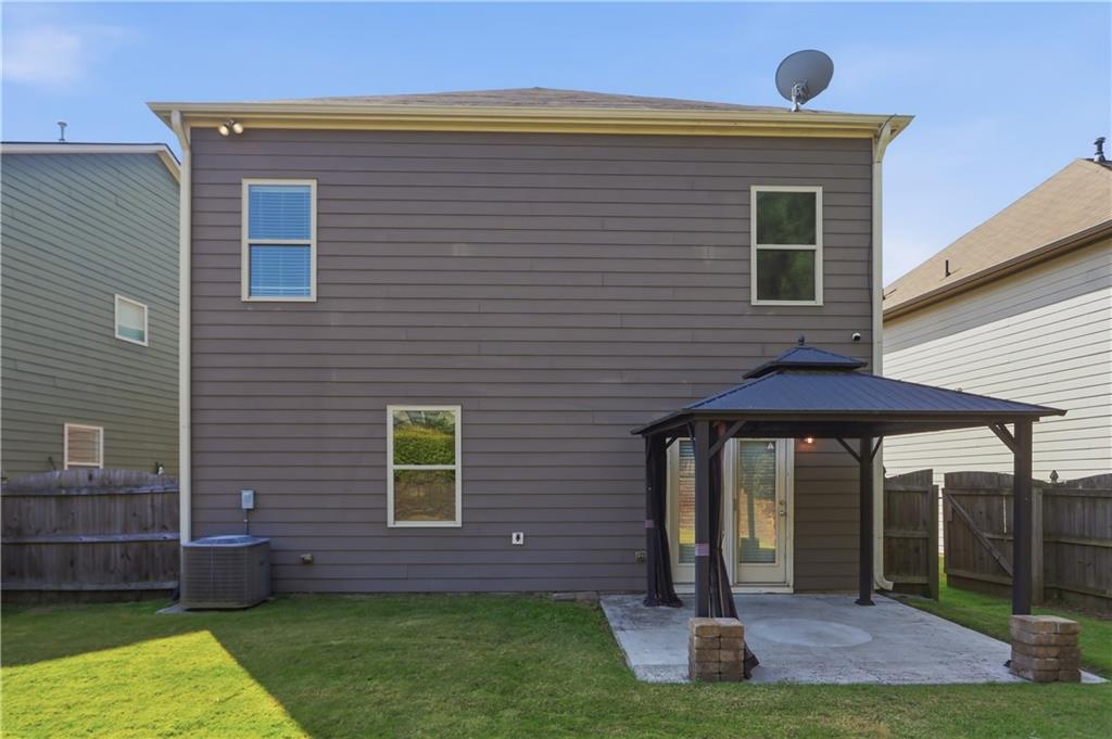 272 Shaw Drive Property Photo 5