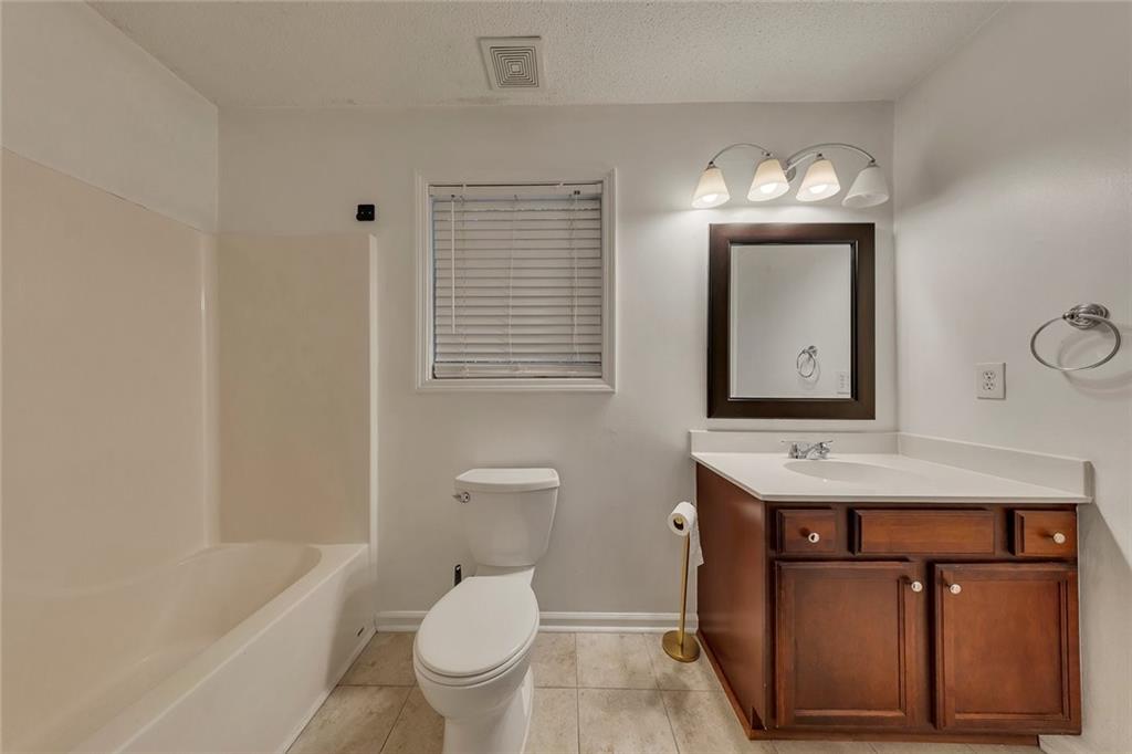 6484 Victory Drive Property Photo 28