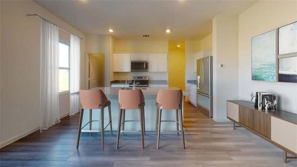 417 Silverton Drive Property Photo 2