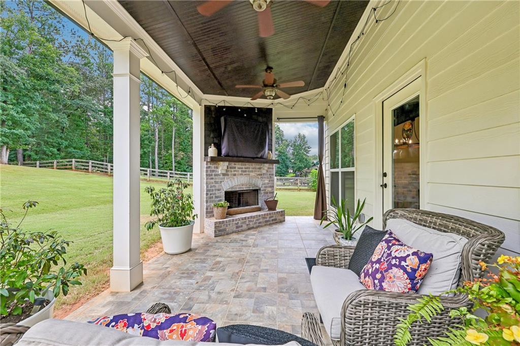 4060 Silverstone Drive Property Photo 46