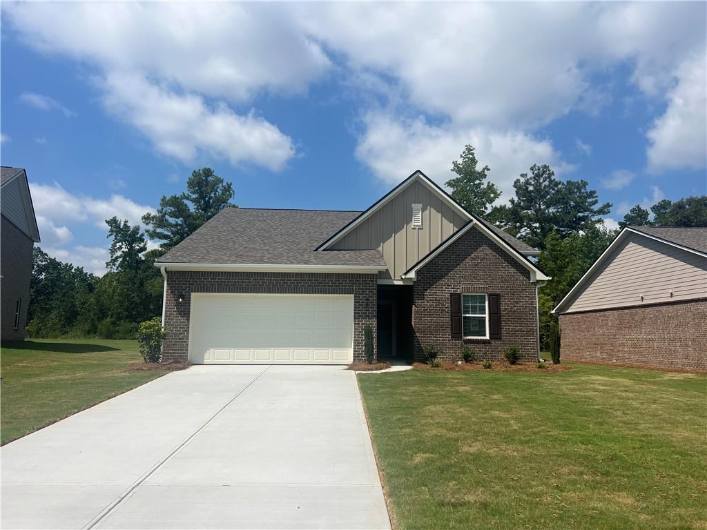 387 Silverton Drive Property Photo 1