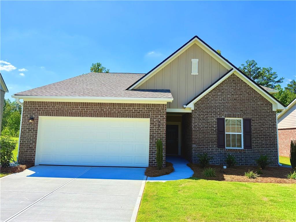 387 Silverton Drive Property Photo 1
