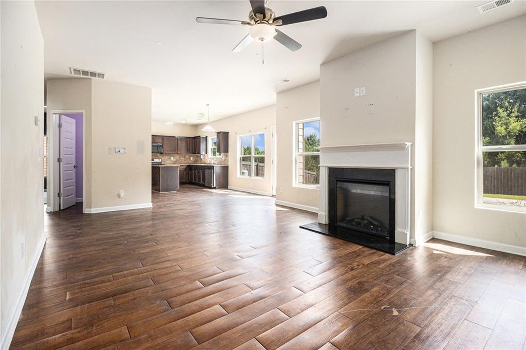 10994 Genova Terrace Property Photo 10
