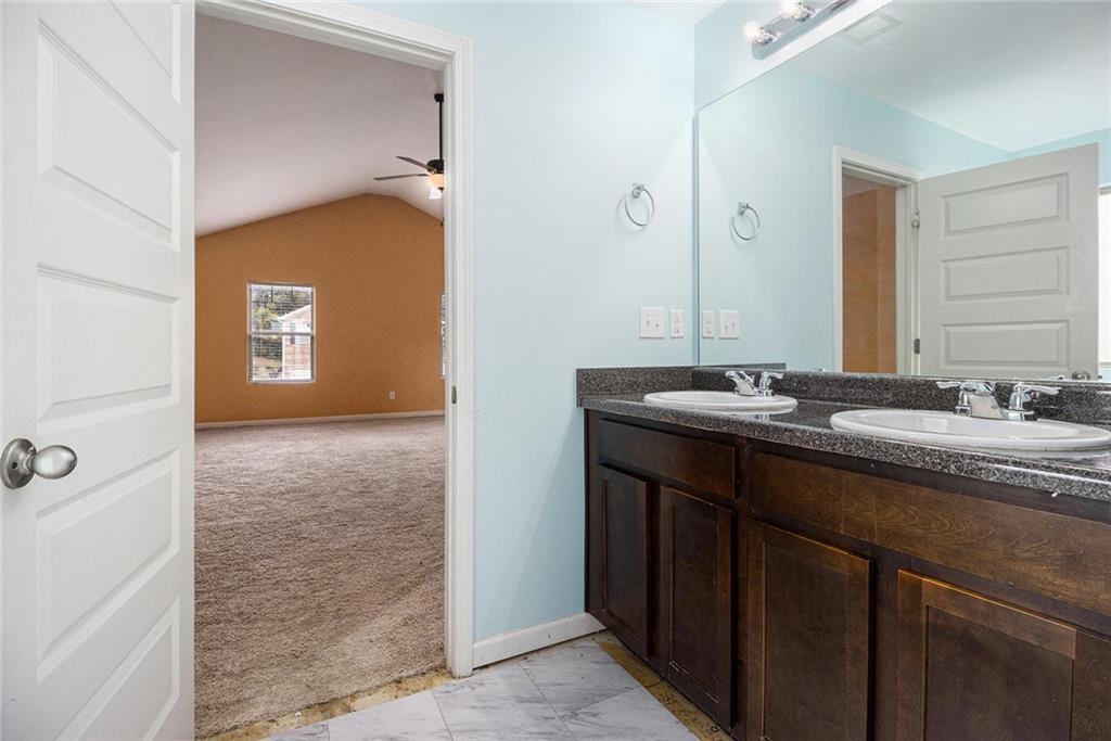 10994 Genova Terrace Property Photo 19