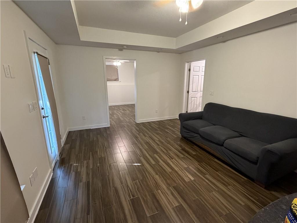 2216 Plantation Lane Property Photo 4