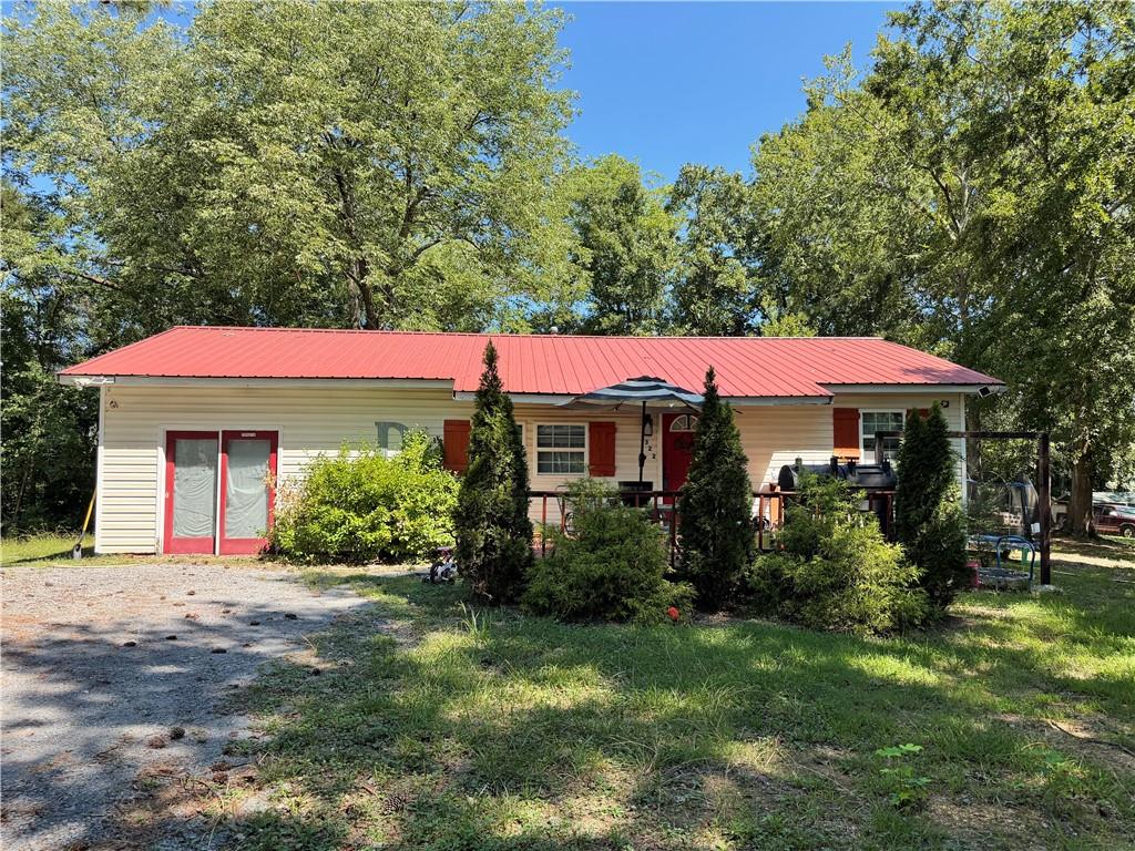 322 Circle Drive Property Photo 1