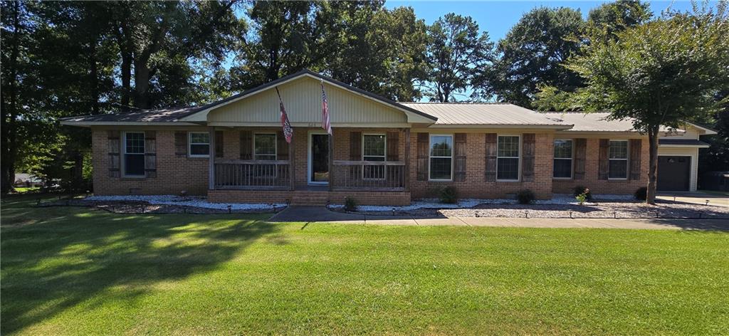 644 Collard Valley Road Property Photo 1